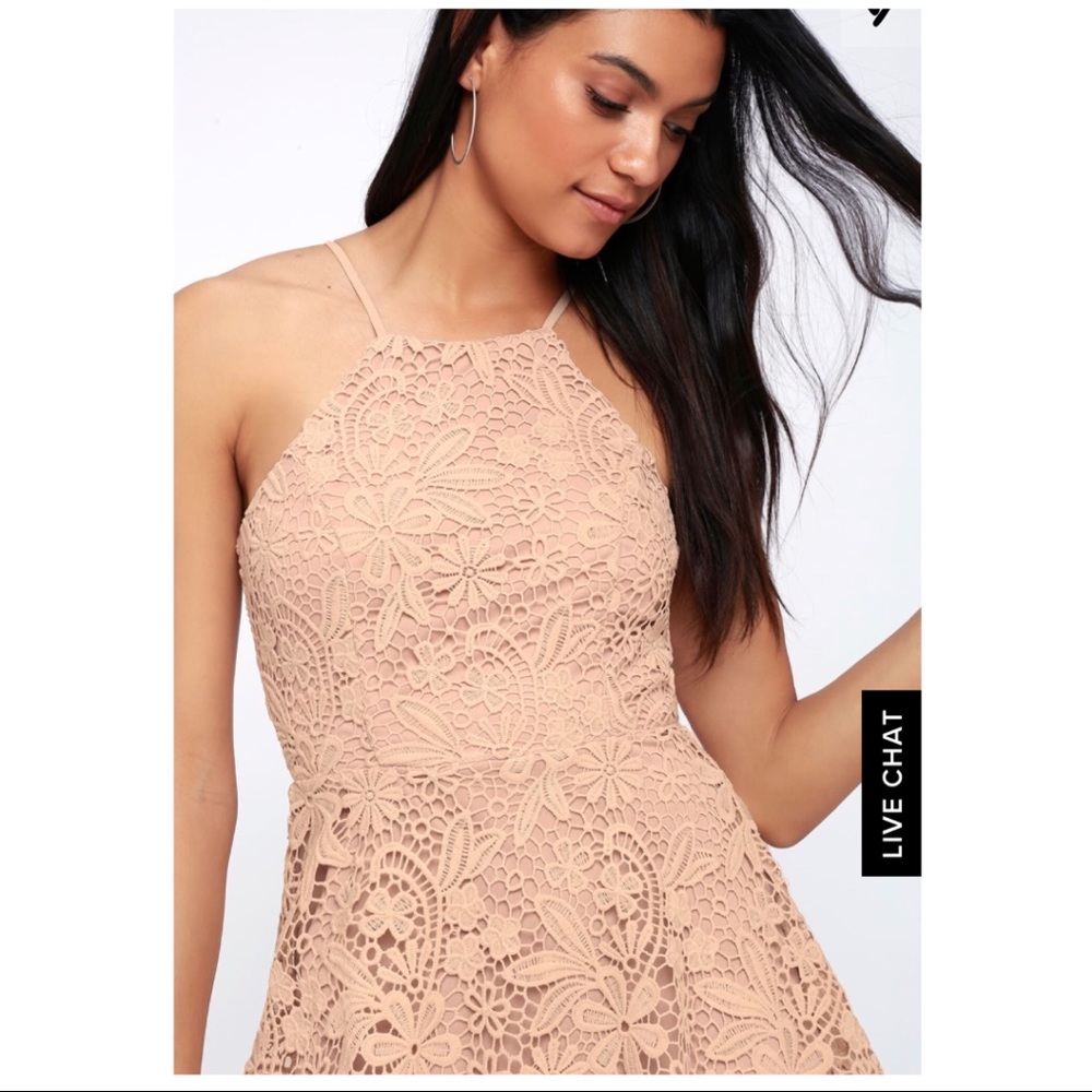 Lulu’s Nude lace dress - Picture 2 of 5